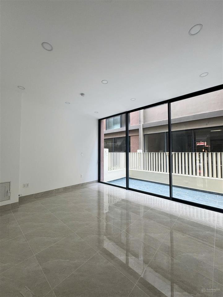 Cho thuê nhà phố soho the global city, nhà hoàn thiện, 5x19m 1 trệt 4 lầu, giá chỉ 45 triệu/tháng