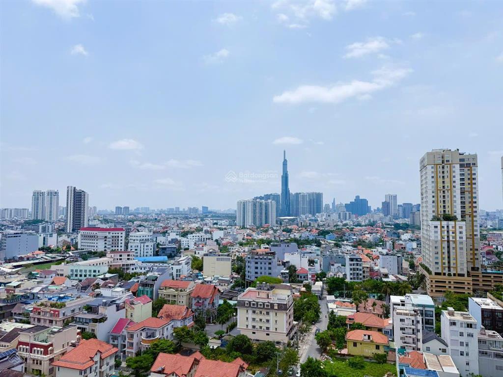 Cần bán gấp căn hộ thủ thiêm sky, 40m2 1pn ntcb, view landmark 81, tầng cao, giá chỉ 4 tỷ tl