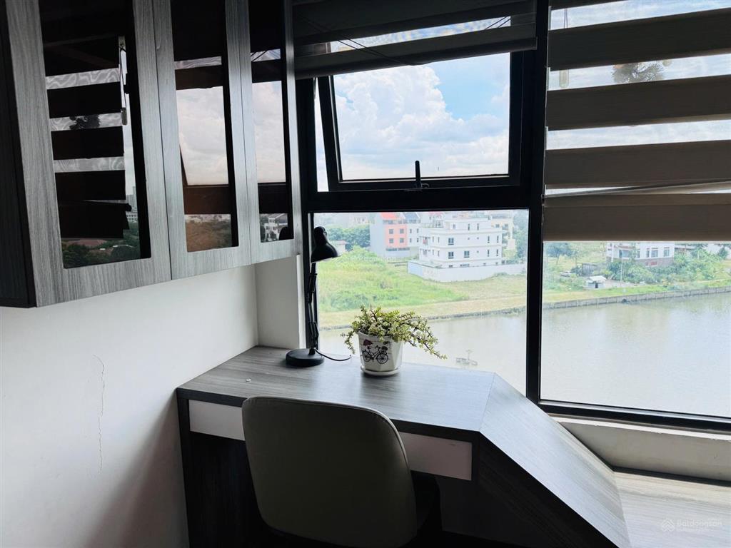 Cần bán gấp căn hộ flora kikyo, 55m2 1+1pn full nt, đã có sổ, view hồ sinh thái, giá chỉ 3 tỷ 5