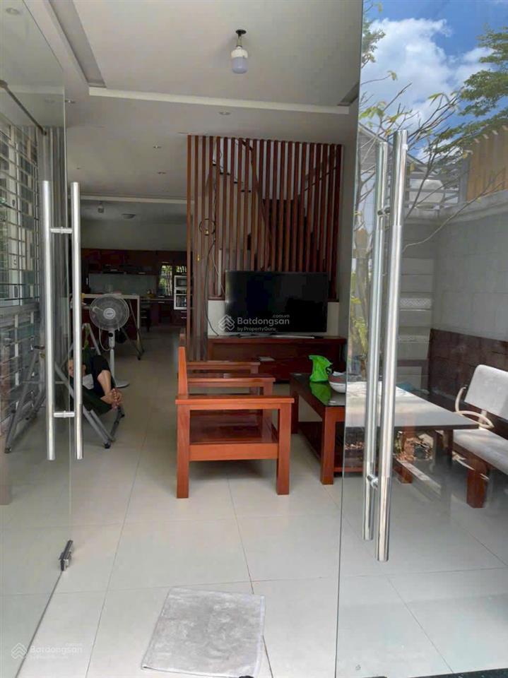 Cho thuê biệt thự kdc khang điền dương đình hội, 8x20 1 trệt 2 lầu full nội thất, giá chỉ 25tr/th