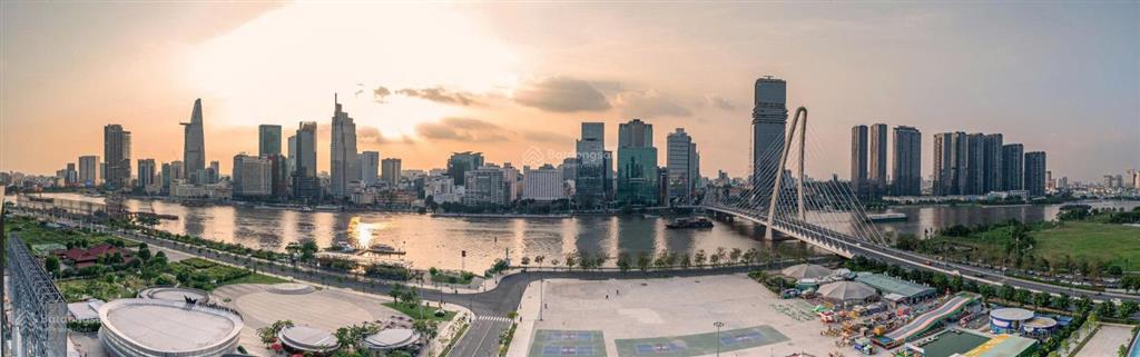 Cho thuê siêu phẩm 4pn 180m2 view sông  cầu ba son siêu đẹp, full đầy đủ nội thất cao cấp hiện đại