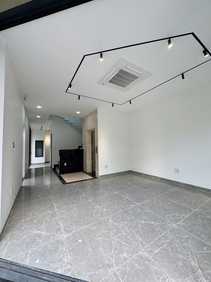 CHO THUÊ CĂN GÓC NHÀ PHỐ SOHO – THE GLOBAL CITY, 5x19 1 trệt 4 lầu có thang máy, máy lạnh âm trần, giá chỉ 90tr/tháng 