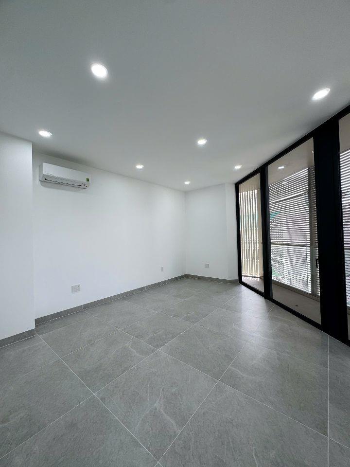 CHO THUÊ CĂN GÓC NHÀ PHỐ SOHO – THE GLOBAL CITY, 5x19 1 trệt 4 lầu có thang máy, máy lạnh âm trần, giá chỉ 90tr/tháng 