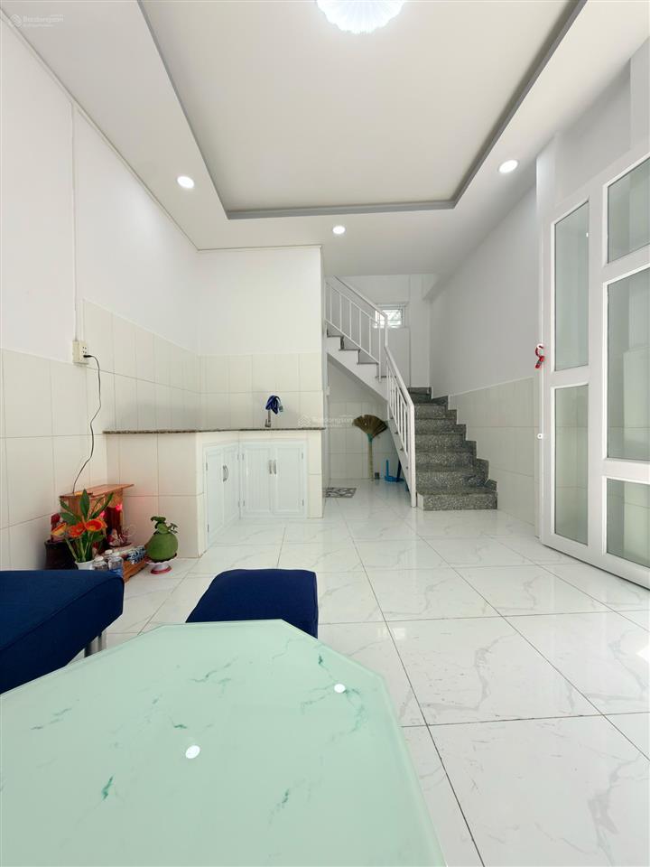 Cần bán nhà 1t 1l đường số 3 phước bình q9 hcm