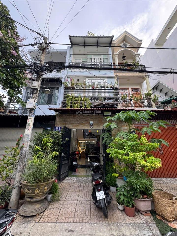 Chính chủ bán nhà mặt tiền khu phân lô họ lê tân phú, diện tích đẹp 4.1x18.5m. nở hậu tài lộc