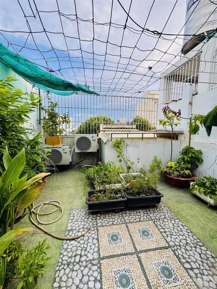 Chính chủ bán nhà mặt tiền khu phân lô họ lê tân phú, diện tích đẹp 4.1x18.5m. nở hậu tài lộc