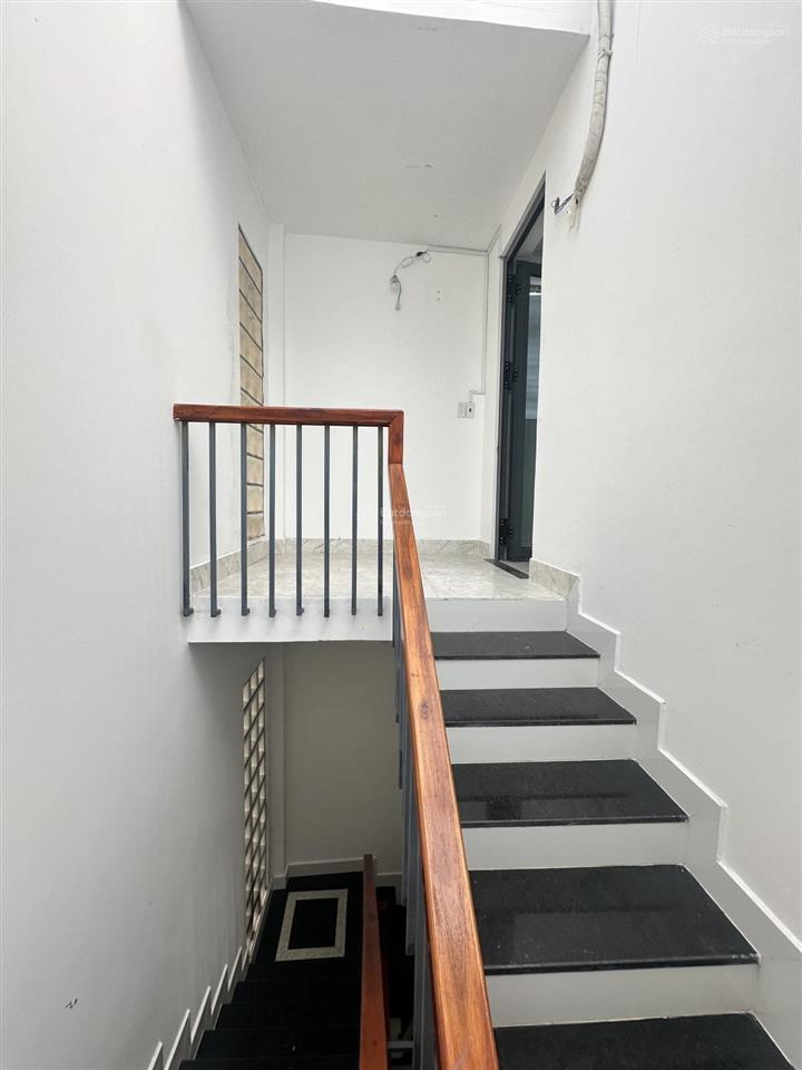 Mặt tiền tân thành tân phú 9,5 tỷ! ngang 4,2m, 5 tầng mới đẹp, 5pn master, nội thất cao cấp.