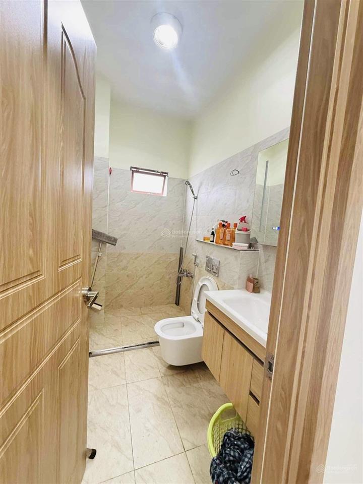 Phẩm mặt tiền kinh doanh 4.5m vip tân thành  5 tầng btct  sổ hoàn công đủ  không lộ giới