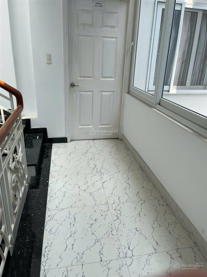 Cho thuê nhà phố phú mỹ vạn phát hưng 126m2, 5pn 5wc trệt lửng 2 lầu sân thượng, giá tốt