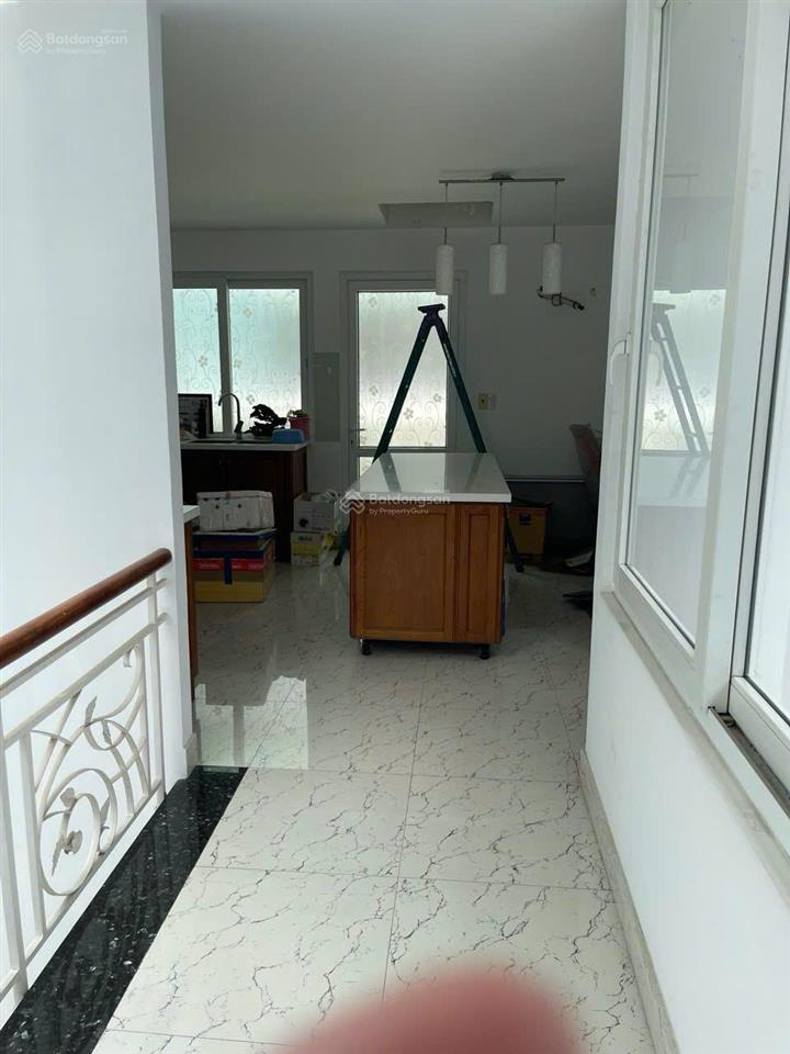 Cho thuê nhà phố phú mỹ vạn phát hưng 126m2, 5pn 5wc trệt lửng 2 lầu sân thượng, giá tốt