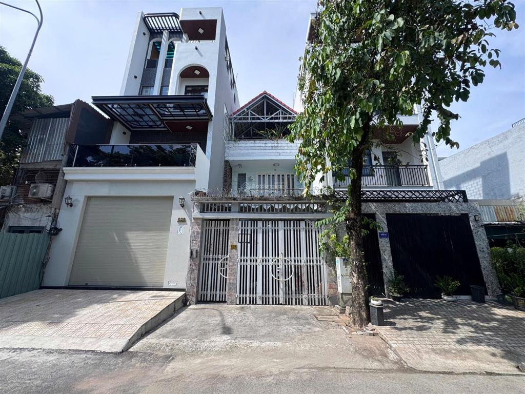 Cần bán gấp nhà phố tđc phú mỹ  view bờ hồ  5x18 (90m2)  giá cực tốt chỉ 9.9 tỷ