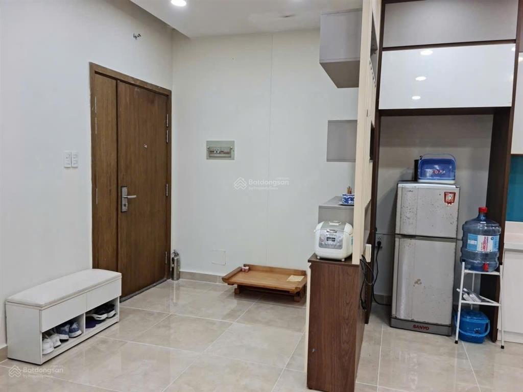 Cần bán căn hộ 3pn, 2wc luxcity q7, lầu cao hướng mát. dt 85 m2, giá 5,1 tỷ. sổ hồng .0909 968 ***