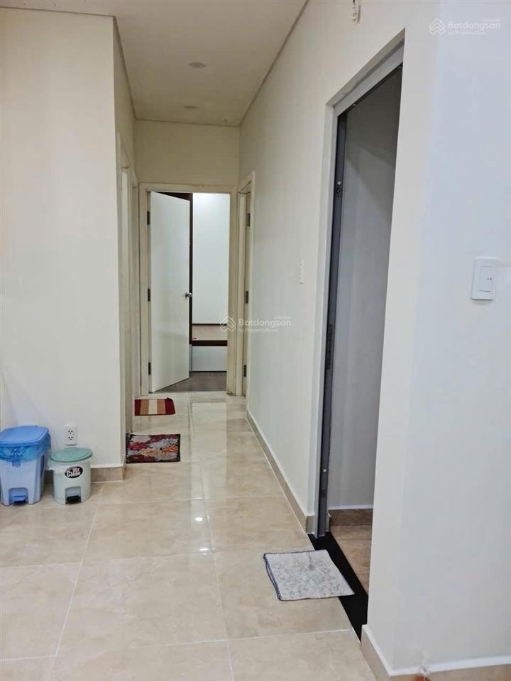 Cần bán căn hộ 3pn, 2wc luxcity q7, lầu cao hướng mát. dt 85 m2, giá 5,1 tỷ. sổ hồng .0909 968 ***