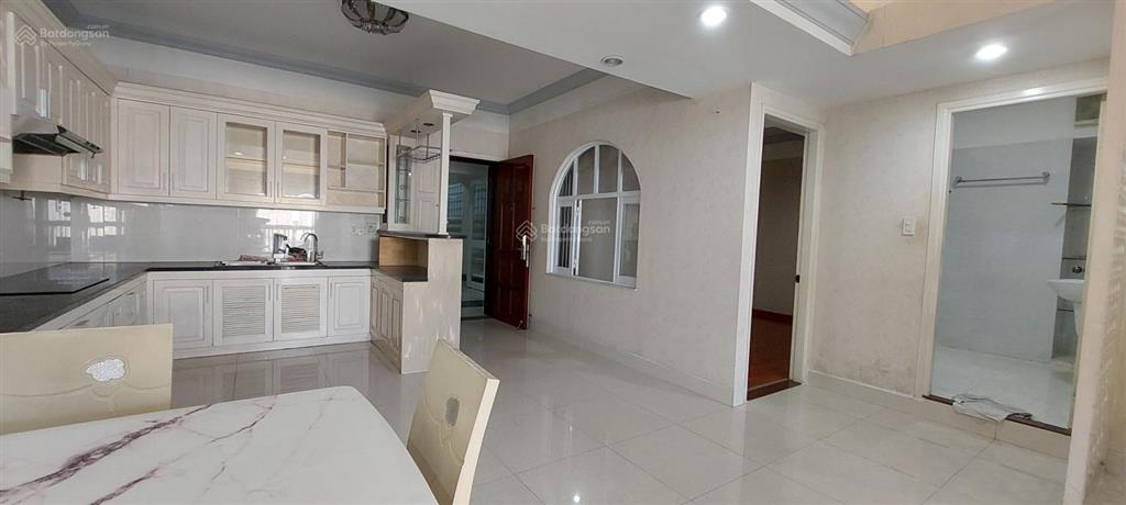 Căn hộ cho thuê rất đẹp homyland 1 quận 2, rộng 92mét, 2phòng ngủ, 2wc. giá rẻ 10 triệu, 0907 706 ***