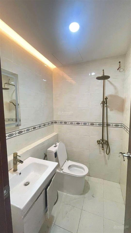 Căn hộ blue sky quận 2 rất đẹp, 2pn, 2wc, có nội thất, dt 63 mét, giá rẻ 8,5 triệu. 0907 706 *** liên