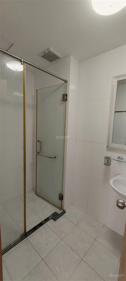 Cho thuê căn hộ homyland 2, quận 2, dt 80mét, 2phòng ngủ, 2wc, có nội thất, giá 10triệu. 0907 706 ***