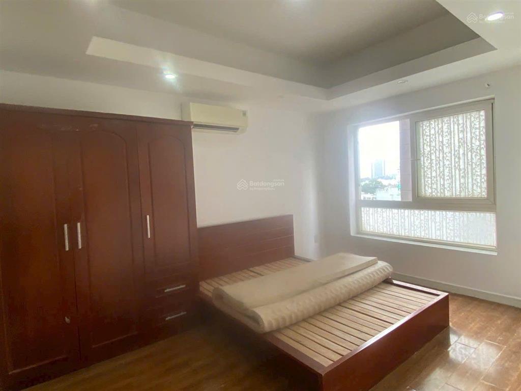 Cho thuê căn hộ homyland 2, quận 2, dt 80mét, 2phòng ngủ, 2wc, có nội thất, giá 10triệu. 0907 706 ***