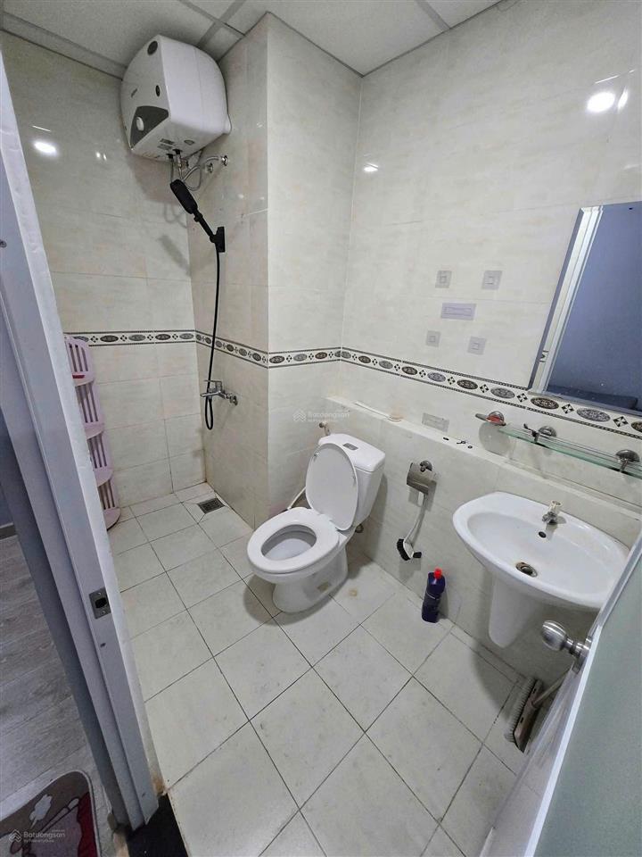 Cho thuê căn hộ nội thất rất đẹp, 2phòng ngủ, 2wc, giá rẻ 10triệu quận 2 tại blue sky . 0907 706 ***