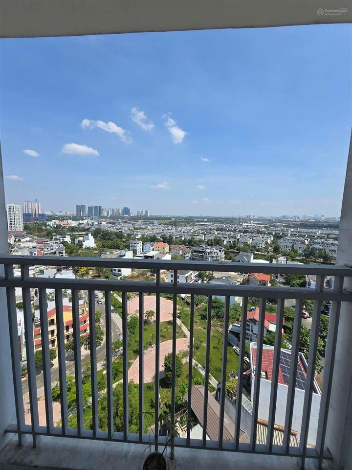 Cho thuê căn hộ nội thất rất đẹp, 2phòng ngủ, 2wc, giá rẻ 10triệu quận 2 tại blue sky . 0907 706 ***