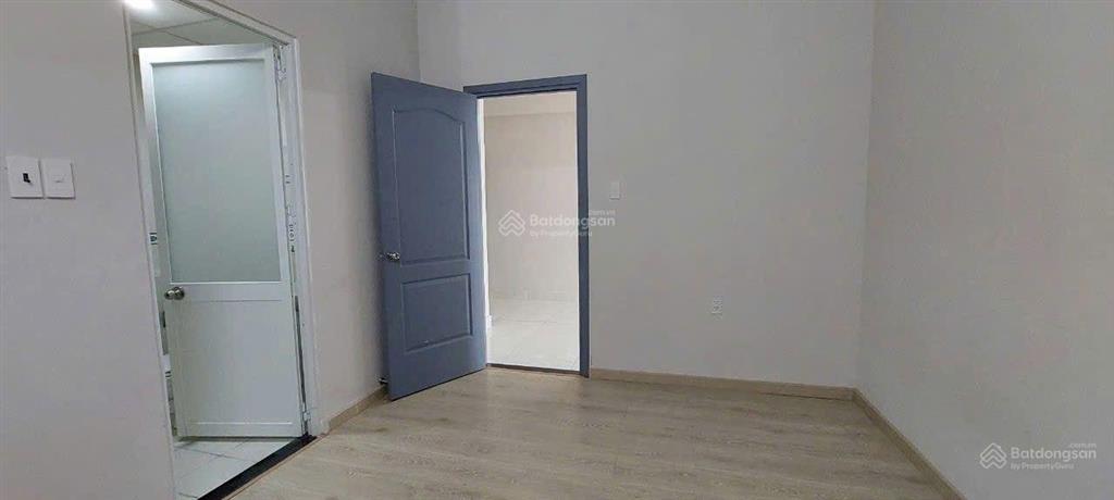Căn hộ rộng 137 mét, 3pn, 3wc, 4 ban công đẹp tuyệt vời tại blue sky quận 2, giá rẻ 5tỷ. 0907 706 ***