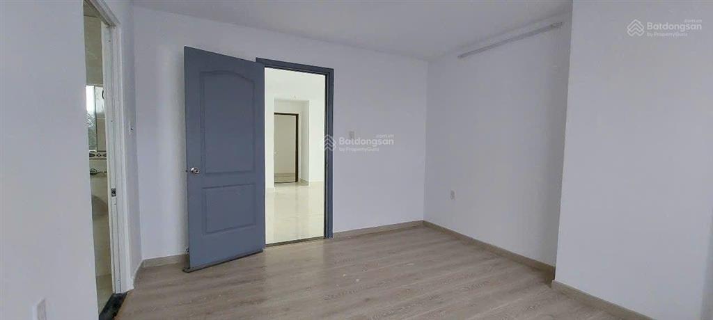 Căn hộ rộng 137 mét, 3pn, 3wc, 4 ban công đẹp tuyệt vời tại blue sky quận 2, giá rẻ 5tỷ. 0907 706 ***