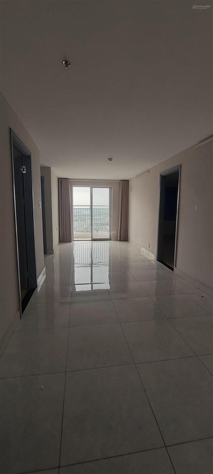 Căn hộ quận 2 cho thuê, có 3 phòng ngủ, 2wc, rất đẹp, 90 mét, giá rẻ 9,5 triệu. 0907 706 *** liên