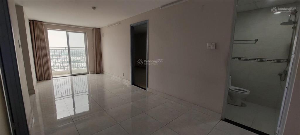 Căn hộ quận 2 cho thuê, có 3 phòng ngủ, 2wc, rất đẹp, 90 mét, giá rẻ 9,5 triệu. 0907 706 *** liên