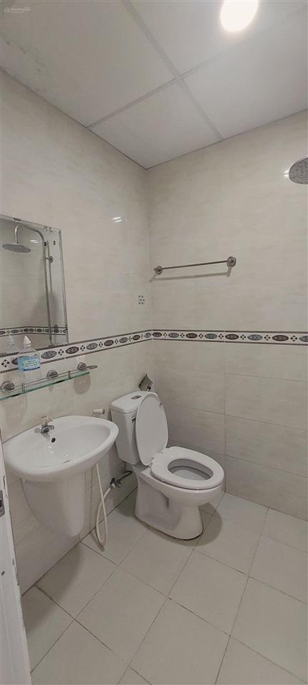 Căn hộ rất đẹp 3 phòng ngủ, 2wc, giá rẻ 9,5 triệu tại blue sky quận 2.  0907 706 ***