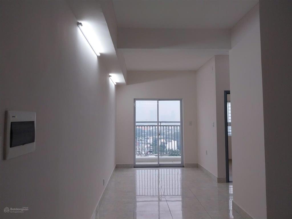 Căn hộ 2 phòng ngủ, 2wc, rất đẹp, giá rẻ 2,550 tỷ/căn tại blue sky quận 2.  0907 706 *** liên