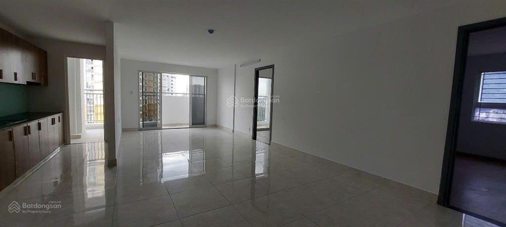 Căn hộ rất đẹp 137 mét, 3 phòng ngủ, 3wc, ban công, giá rất rẻ 5 tỷ, blue sky quận 2.  0907 706 ***
