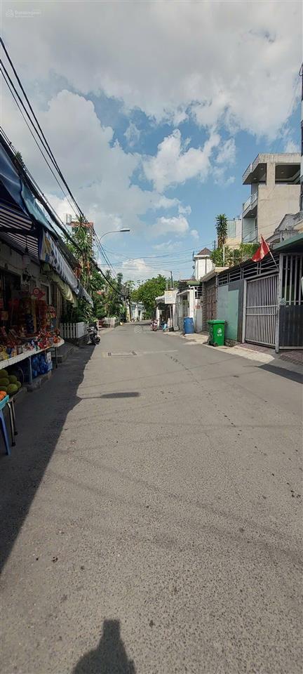 Bán nhà riêng đỗ xuân hợp q9, dt 132 mét, 1 trệt, 1 lầu, 2pn, 2wc, nhà đẹp, giá 8,3 tỷ. 0907 706 ***