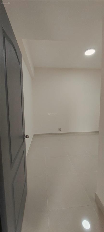 Bán căn hộ homyland 1 quận 2, có sổ hồng 133 mét, 3pn, 2wc, rất đẹp, giá rẻ 5,7 tỷ. 0907 706 *** liên