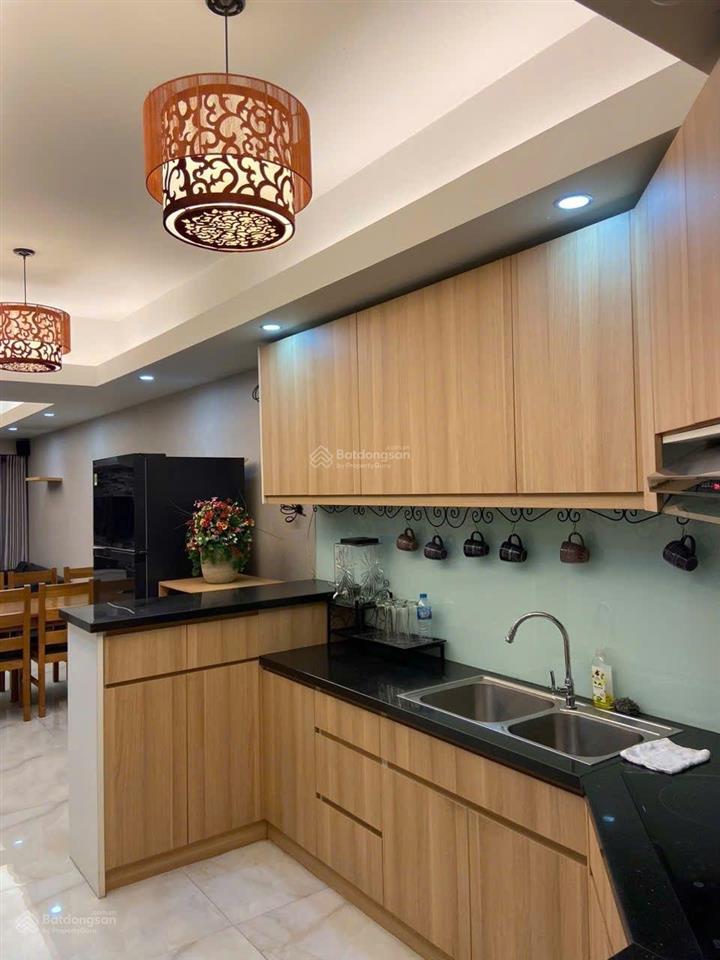 Cho thuê căn hộ homyland 2, quận 2, nhà rất đẹp, 80 mét, 2pn, 2wc, giá 9,5 triệu. 0907 706 *** liên