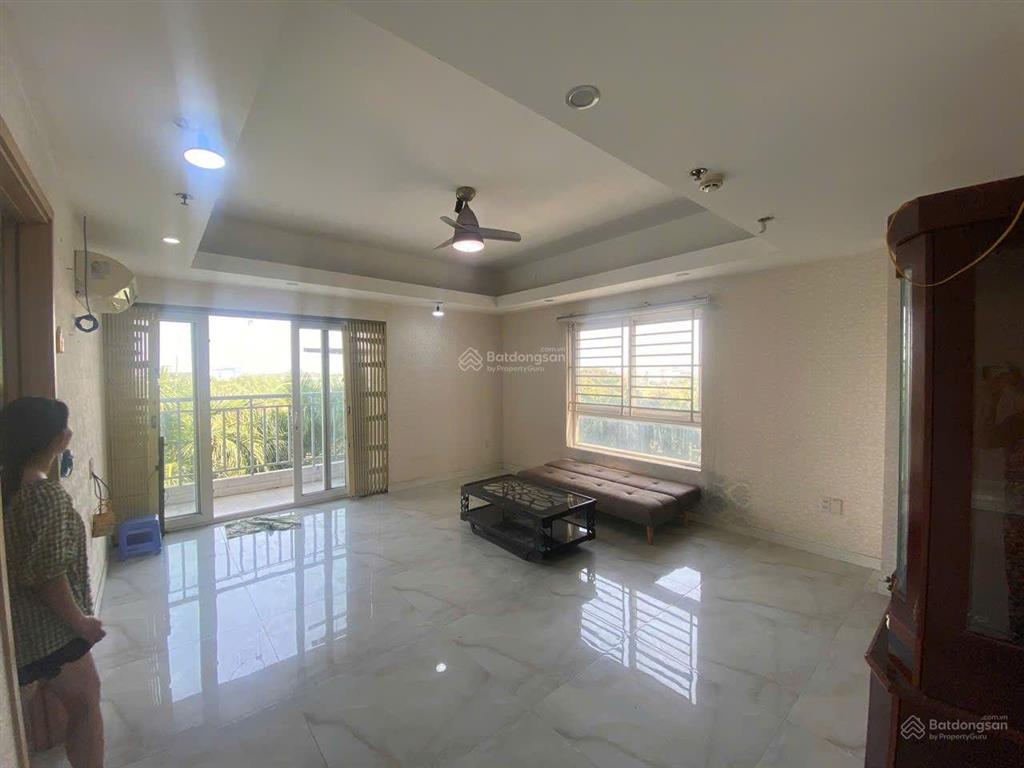 Cho thuê căn hộ homyland 2, quận 2, nhà rất đẹp, 80 mét, 2pn, 2wc, giá 9,5 triệu. 0907 706 *** liên