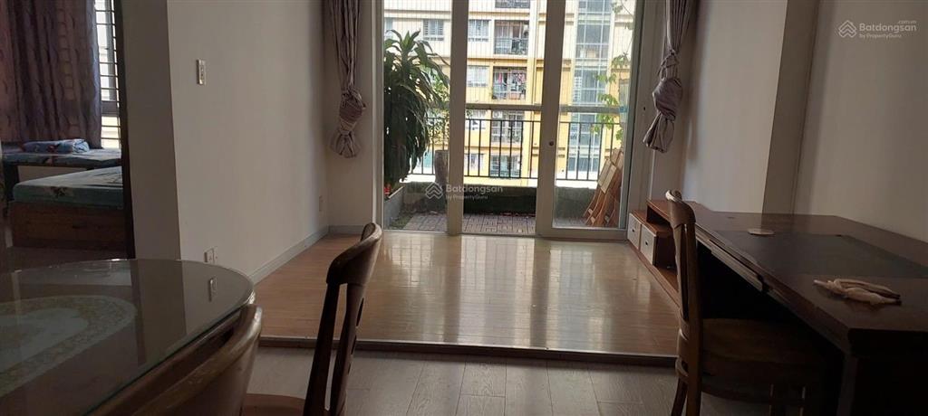 Cho thuê căn hộ thủ thiêm star quận 2, rộng 80 mét, 2pn, 2wc, ít nội thất, giá 10 triệu. 0907 706 ***