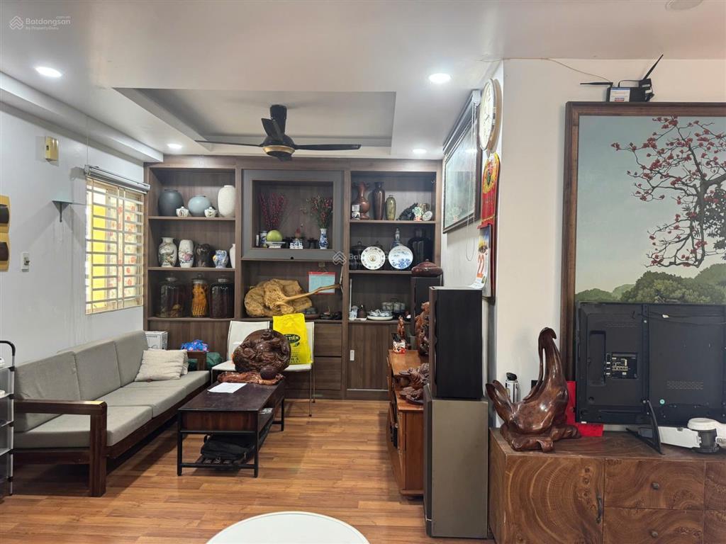 Căn hộ rất đẹp, 2 phòng ngủ, 2wc, full nội thất, quận 2, giá rẻ 11 triệu. 0907 706 *** liên