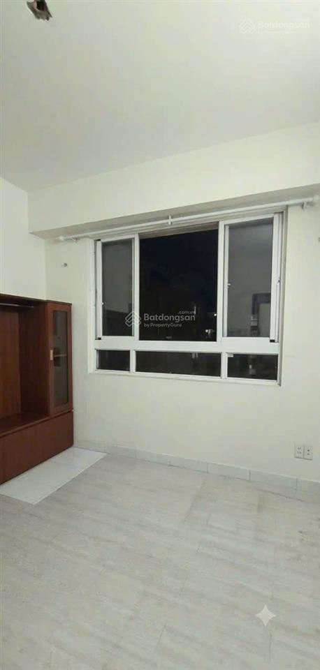 Cho thuê căn hộ 2 phòng ngủ rất đẹp, giá rẻ 8 triệu petroland quận 2.  0907 706 ***