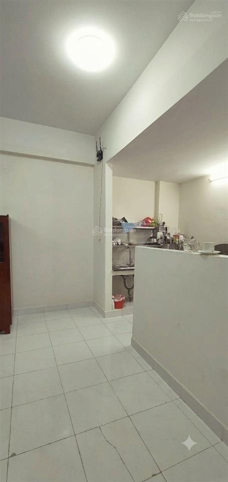 Cho thuê căn hộ 2 phòng ngủ rất đẹp, giá rẻ 8 triệu petroland quận 2.  0907 706 ***