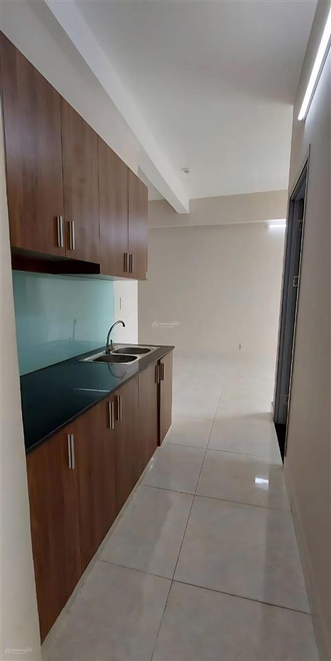 Bán căn hộ giá rẻ 2,2 tỷ/căn, 2pn, 2wc nhà rất đẹp tại chung cư blue sky quận 2.  0907 706 ***