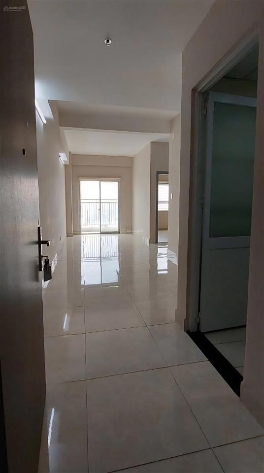 Bán căn hộ giá rẻ 2,2 tỷ/căn, 2pn, 2wc nhà rất đẹp tại chung cư blue sky quận 2.  0907 706 ***
