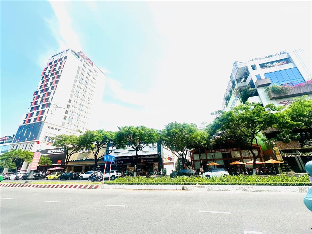 Nguyễn văn linh (13m5 x 23m) phù hợp shop  ngân hàng