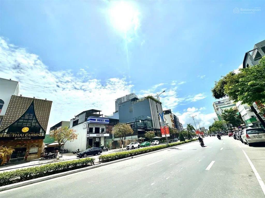 Cho thuê mặt tiền đường 2 tháng 9  sát công viên apec ( 12m x 25m )