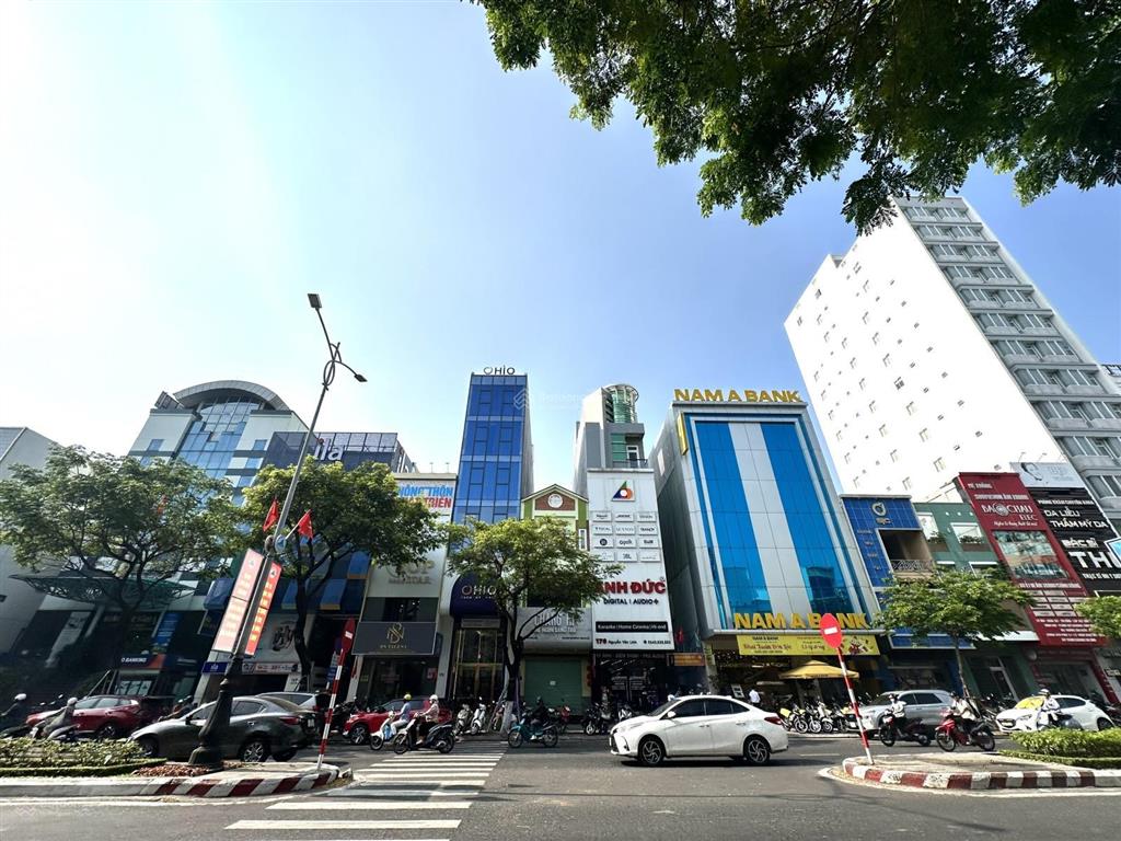 Cho thuê mặt tiền nguyễn văn linh ngang 9 mét