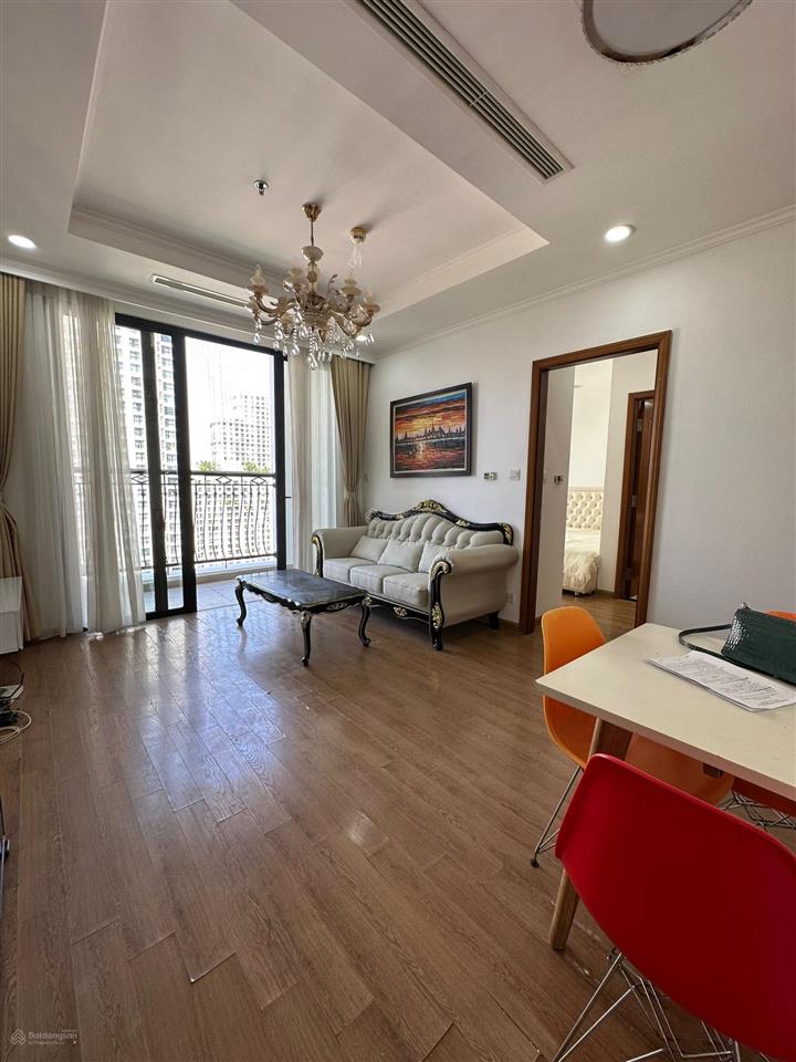 Bán ch royal city, 9,6 tỷ vnd, 69,1 m2, 2pn, 2wc, giá tốt!