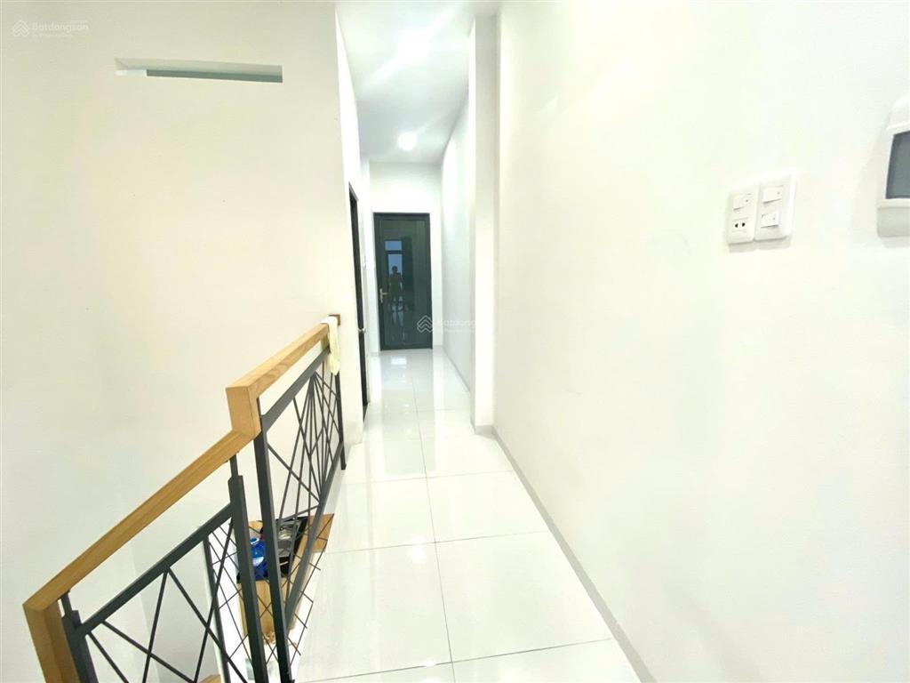 Chính chủ cần bán nhà đường ngô đến gần tháp bà, diện tích sd 90m, 1 lầu. giá 2,9 tỷ.0938 929 ***