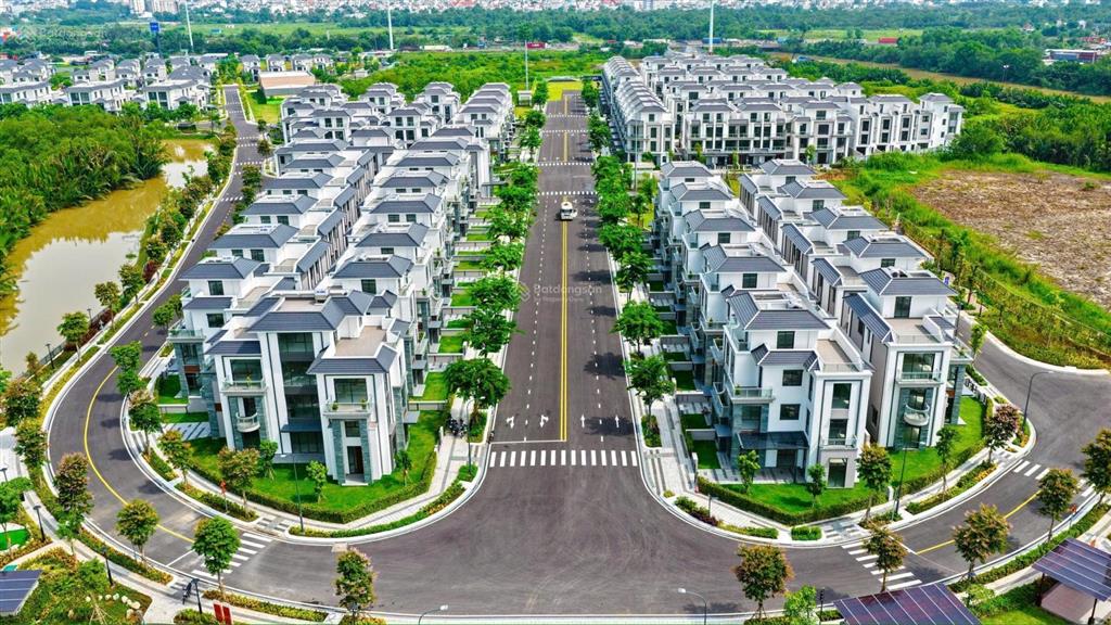 Mở bán đợt 1 nhà liên kế có sân vườn, biệt thự khu compound gladia quận 2.  0905 684 ***