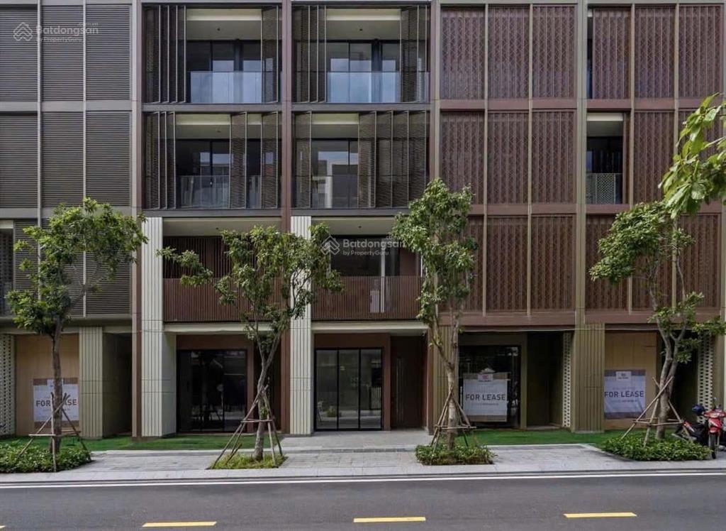 Chinh chủ bán gấp shop nhà mặt phố, 5pn, 5wc tại vị trí trung tâm the global city, giá sốc 28 tỷ !