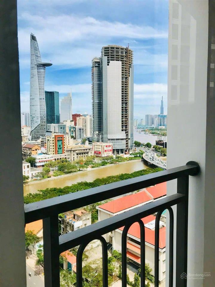 Bán ot tresor, giá 3,9 tỷ, dt 36m2, view bitexco  0933 304 ***  phương nhã