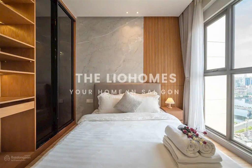 Tin thật! bán căn hộ 2pn 2wc view sông, bitexco, 72m2 giá 8.3 tỷ  0933 304 ***