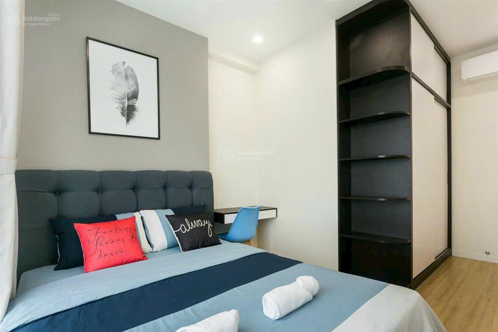 Tin thật! bán nhanh 2pn millennium, dt 74m2, view pháo hoa, giá 8.5 tỷ   0933 304 ***
